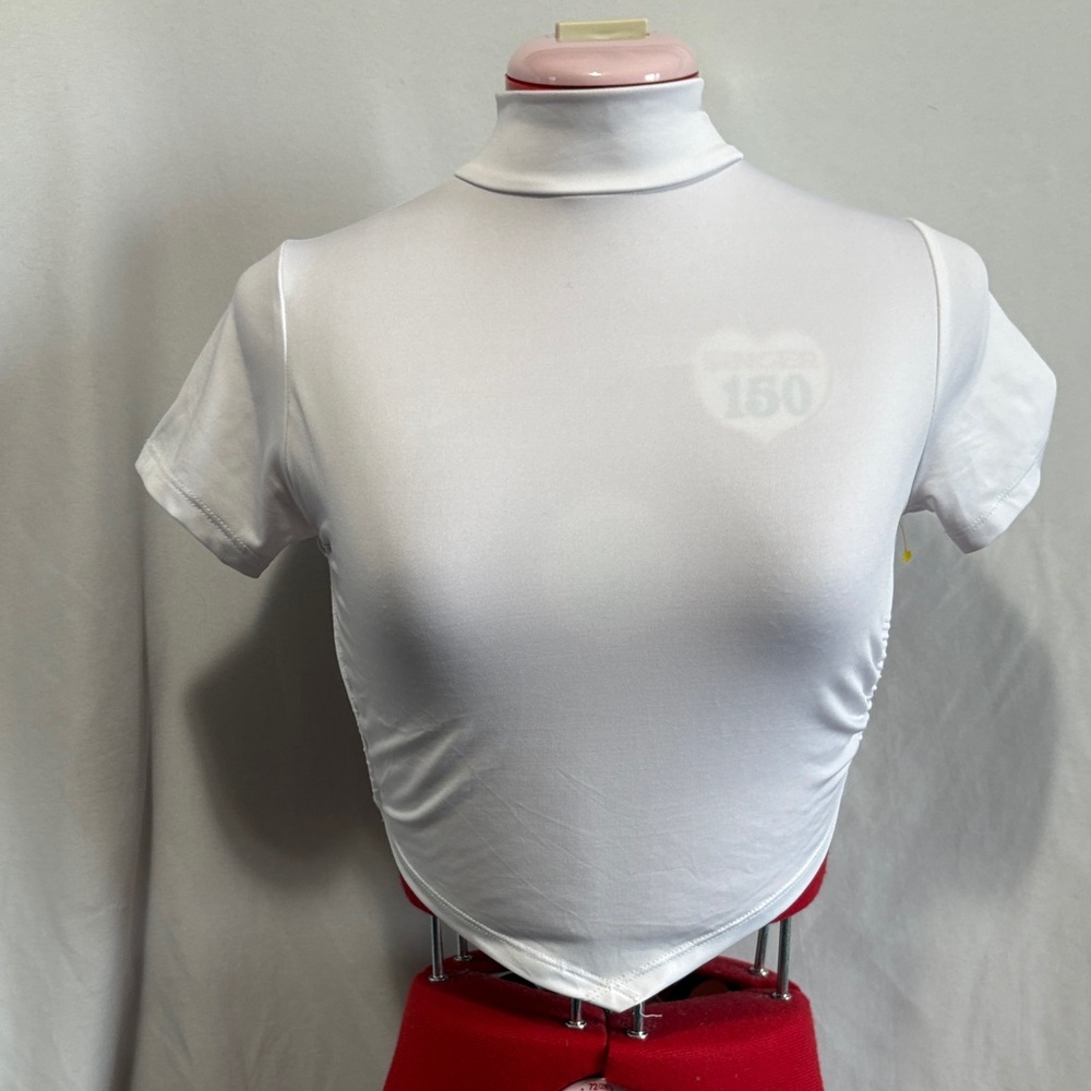 Elegant White High-Neck Crop Top SM314